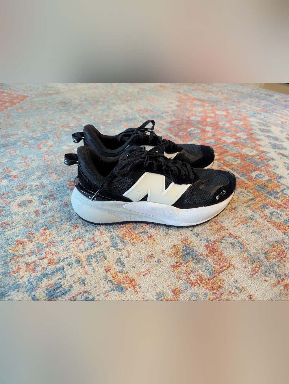 New Balance FIGS 3447 Mens 8 Womens 9.5 Shoes Black Cream Suede Accent NO INSOLE